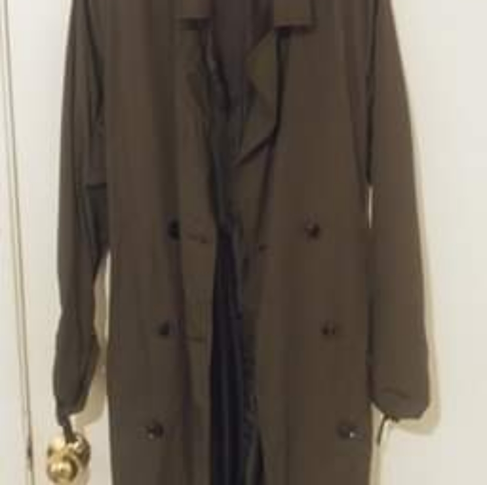 Coat - Picture 5 of 5